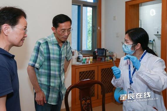 长沙水业集团组织水质检测服务进家庭24项指标反映水质情况